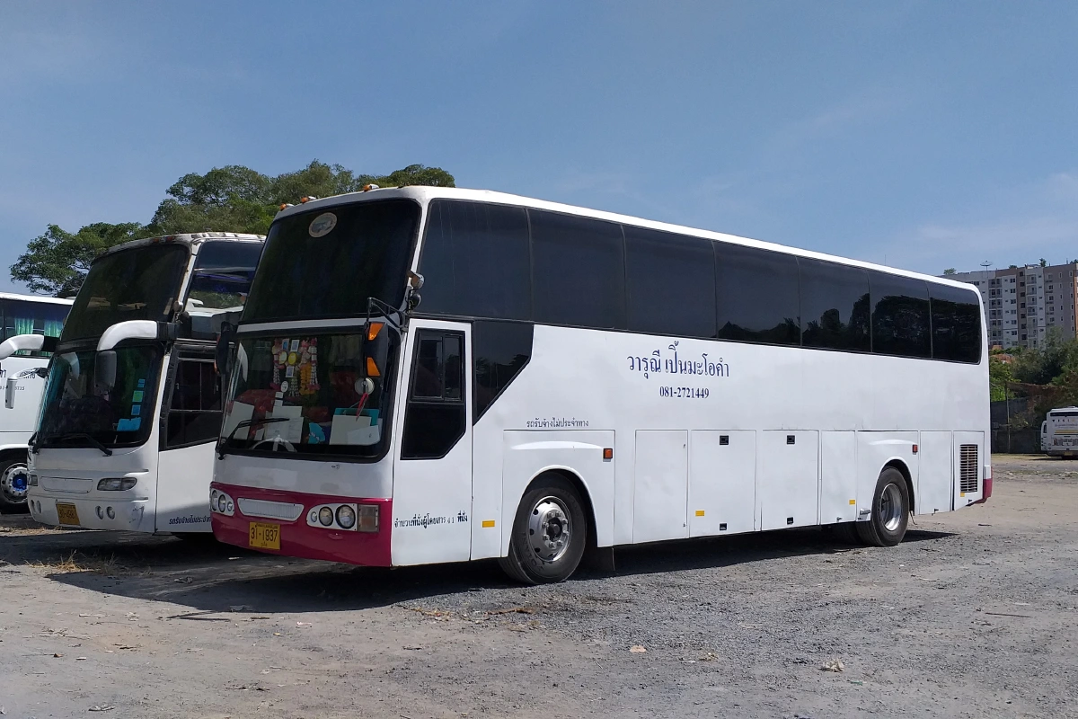 ไวรัสอู่ฮั่นพ่นพิษ!รถทัวร์นำเที่ยวจอดสนิทกว่า300คัน