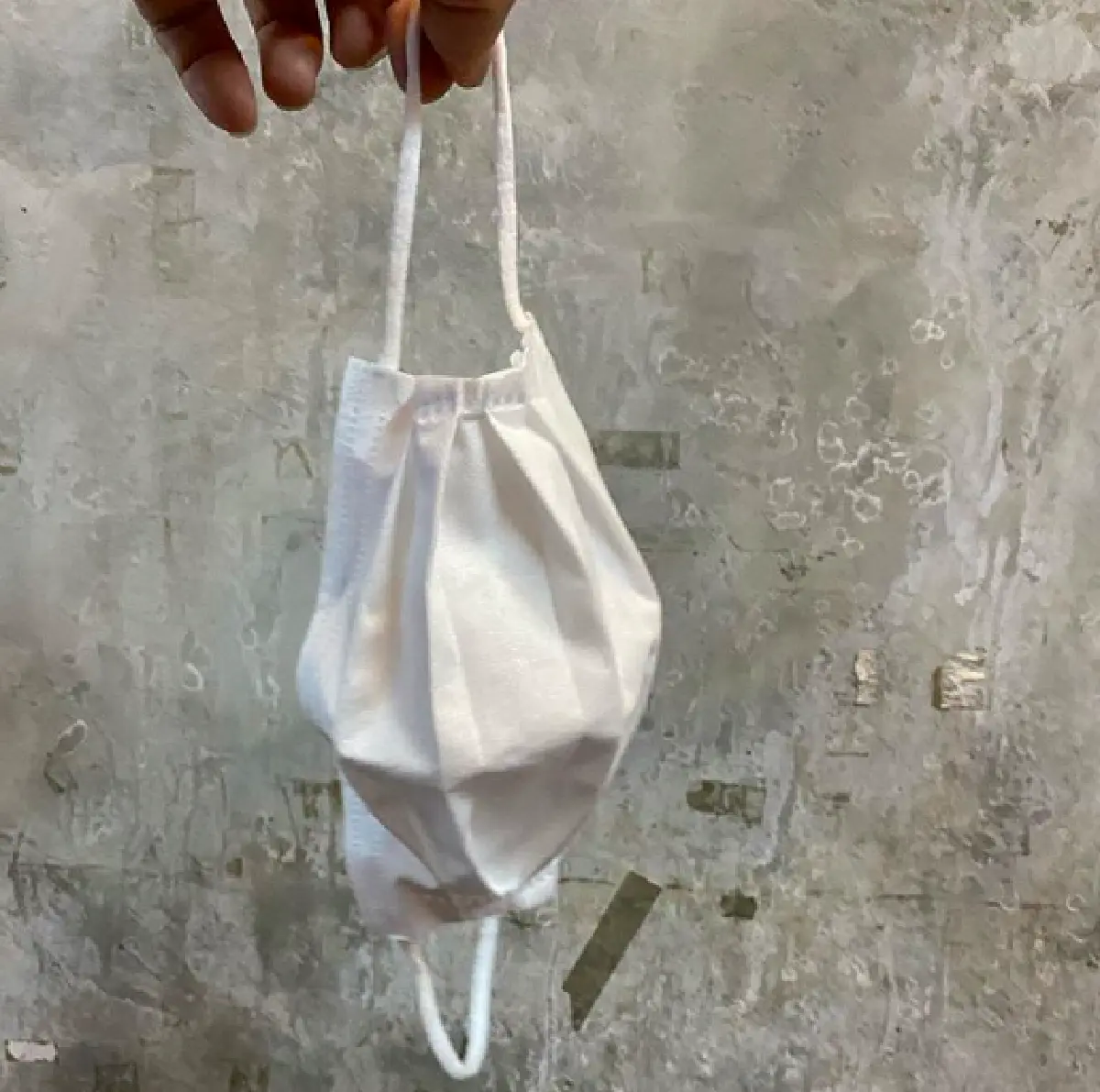 “ท็อป ณัฐเศรษฐ์” วอนคนฉวยโอกาสขึ้นราคาหน้ากากอนามัย อย่าซ้ำเติมสถานการณ์!