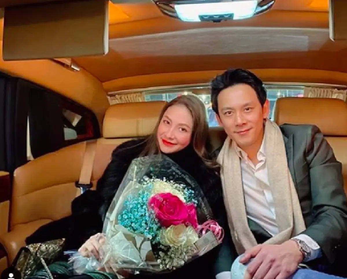 "ฟลุค-นาตาลี" เผยภาพพรีเวดดิ้งสุดโรแมนติก ตามแบบฉบับคู่รักรุ่นใหญ่ 