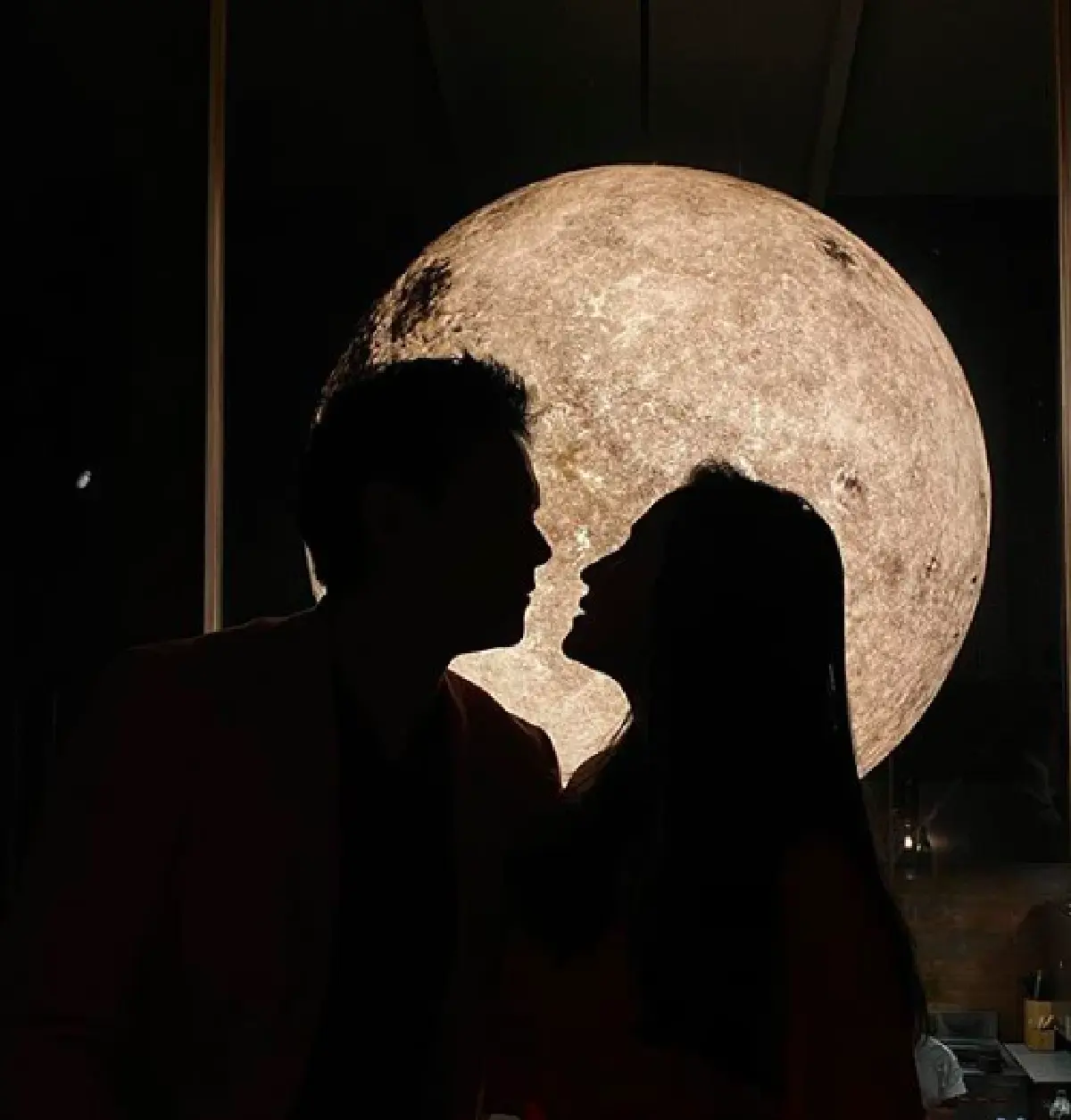 "ฟลุค-นาตาลี" เผยภาพพรีเวดดิ้งสุดโรแมนติก ตามแบบฉบับคู่รักรุ่นใหญ่ 