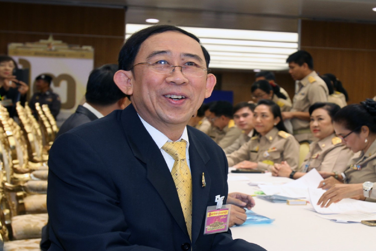 มิ่งขวัญ จ่อแถลงจุดยืนทางการเมืองพรุ่งนี้