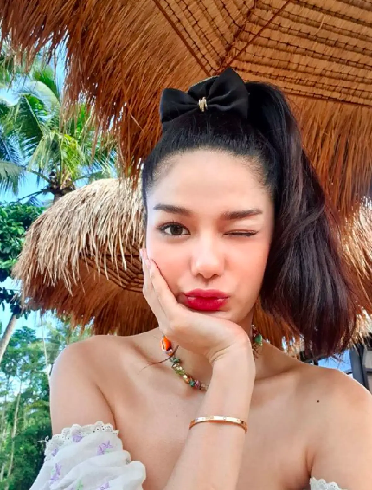 “กวาง” พกความแซ่บและเซ็กซี่แบบจัดเต็ม เที่ยวน้ำตกบาหลี ดีทุกภาพ