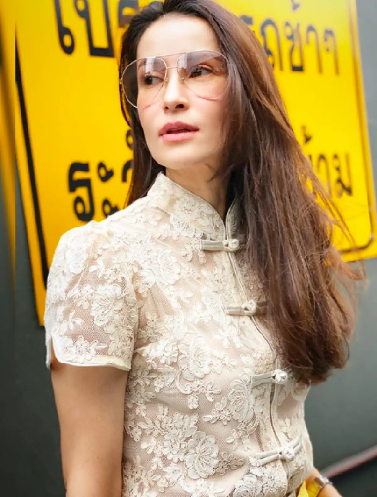 ปังทุกลุค!! “แอน ทองประสม” อวดลุคผมสั้นกระชากวัยร่วมงานแต่ง