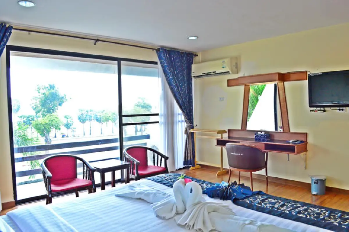 เช็คความพร้อม! "ฐานทัพเรือสัตหีบ" พื้นที่ดูแลคนไทยจากอู่ฮั่น