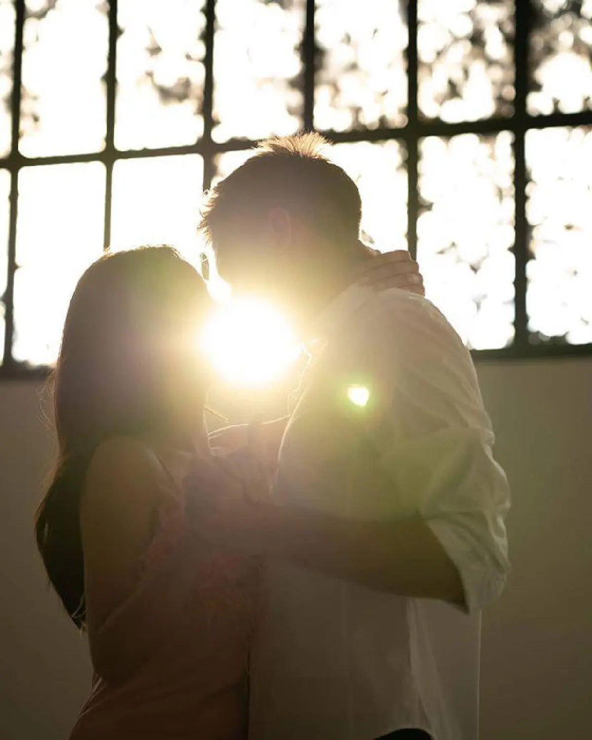 วาววา ณิชารีย์ ขี่หลังแฟนฝรั่ง เฮนรี่ อวดความหวานแบบไม่พัก