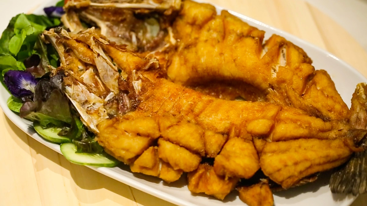 พิสูจน์ความอร่อยแซ่บอาหารไทย-อีสานจานโปรดที่ถูกใจทั้งคนไทยและต่างชาติ @Have a ซี๊ดดด