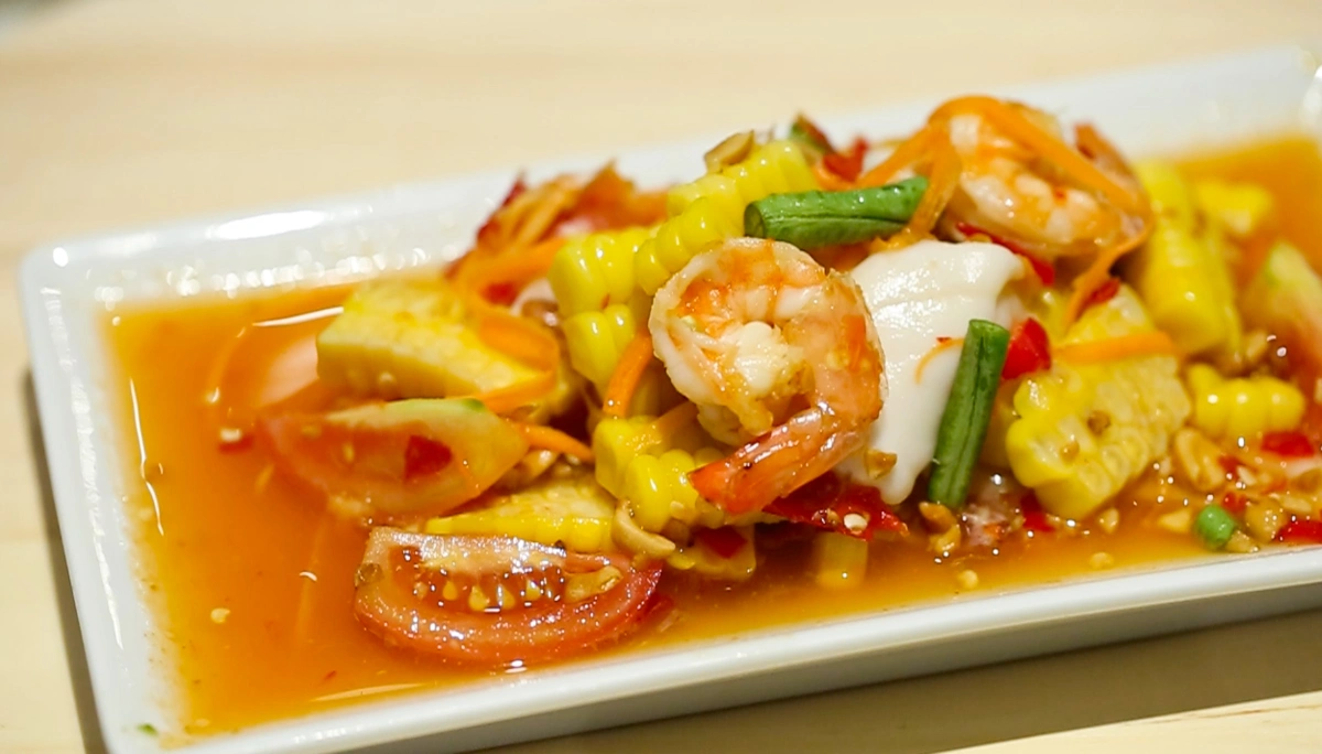 พิสูจน์ความอร่อยแซ่บอาหารไทย-อีสานจานโปรดที่ถูกใจทั้งคนไทยและต่างชาติ @Have a ซี๊ดดด