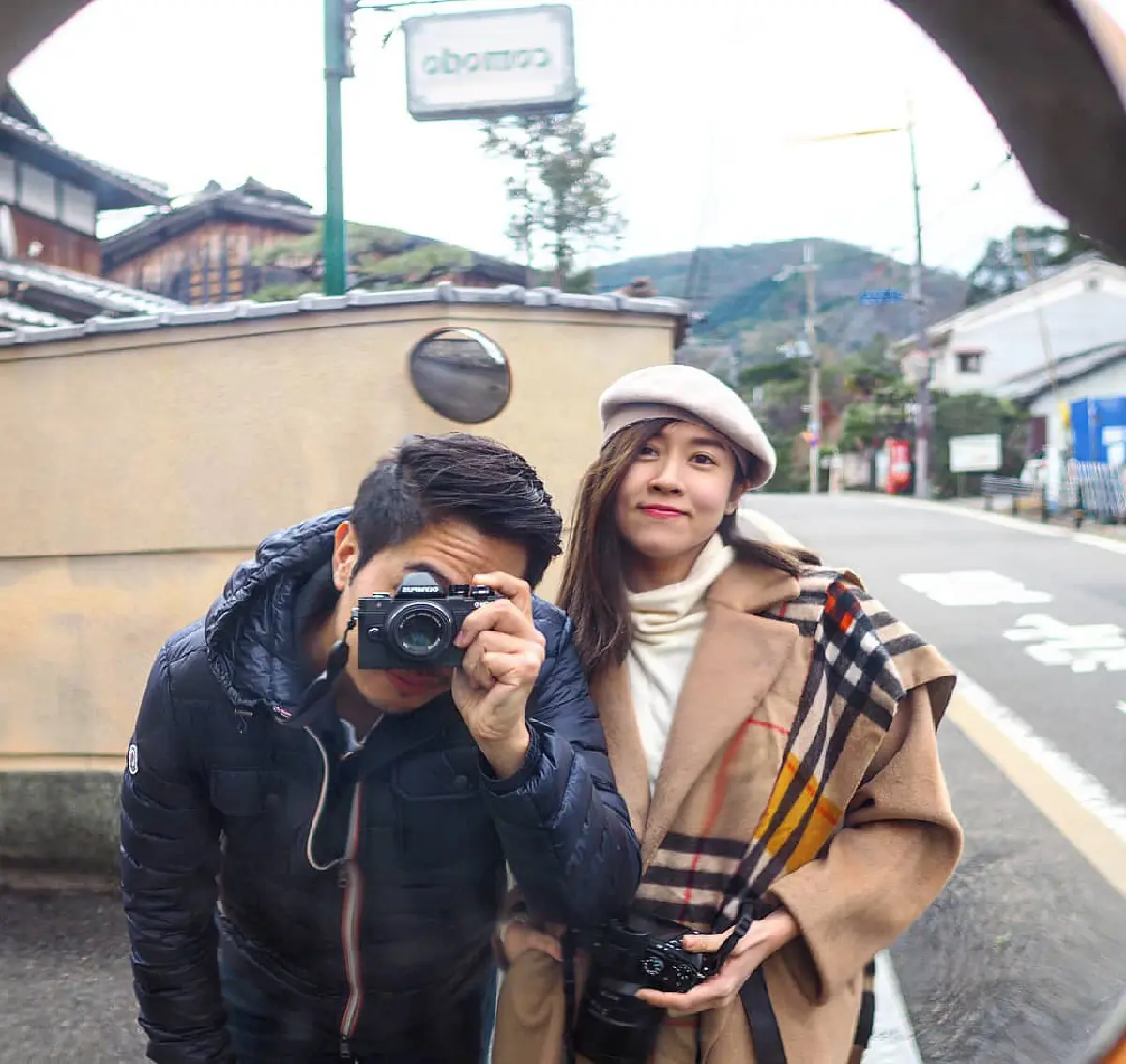 “ไฮโซบิ๊ก” อวดภาพหวานคู่ “เชียร์ ฑิฆัมพร” แบบชัดๆ โอบคอเบาๆ