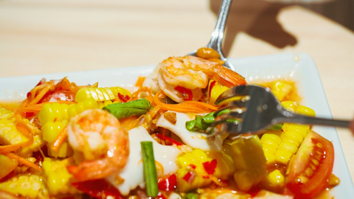 พิสูจน์ความอร่อยแซ่บอาหารไทย-อีสานจานโปรดที่ถูกใจทั้งคนไทยและต่างชาติ @Have a ซี๊ดดด