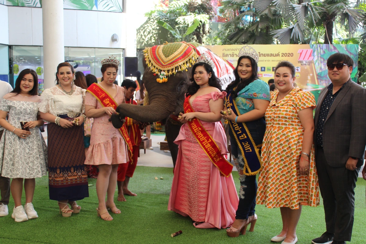 ฮือฮา!เวทีประกวดธิดาช้าง2020 สาวไซส์บิ๊กโชว์เต้นฮูล่าฮูปกับพังอรทัย