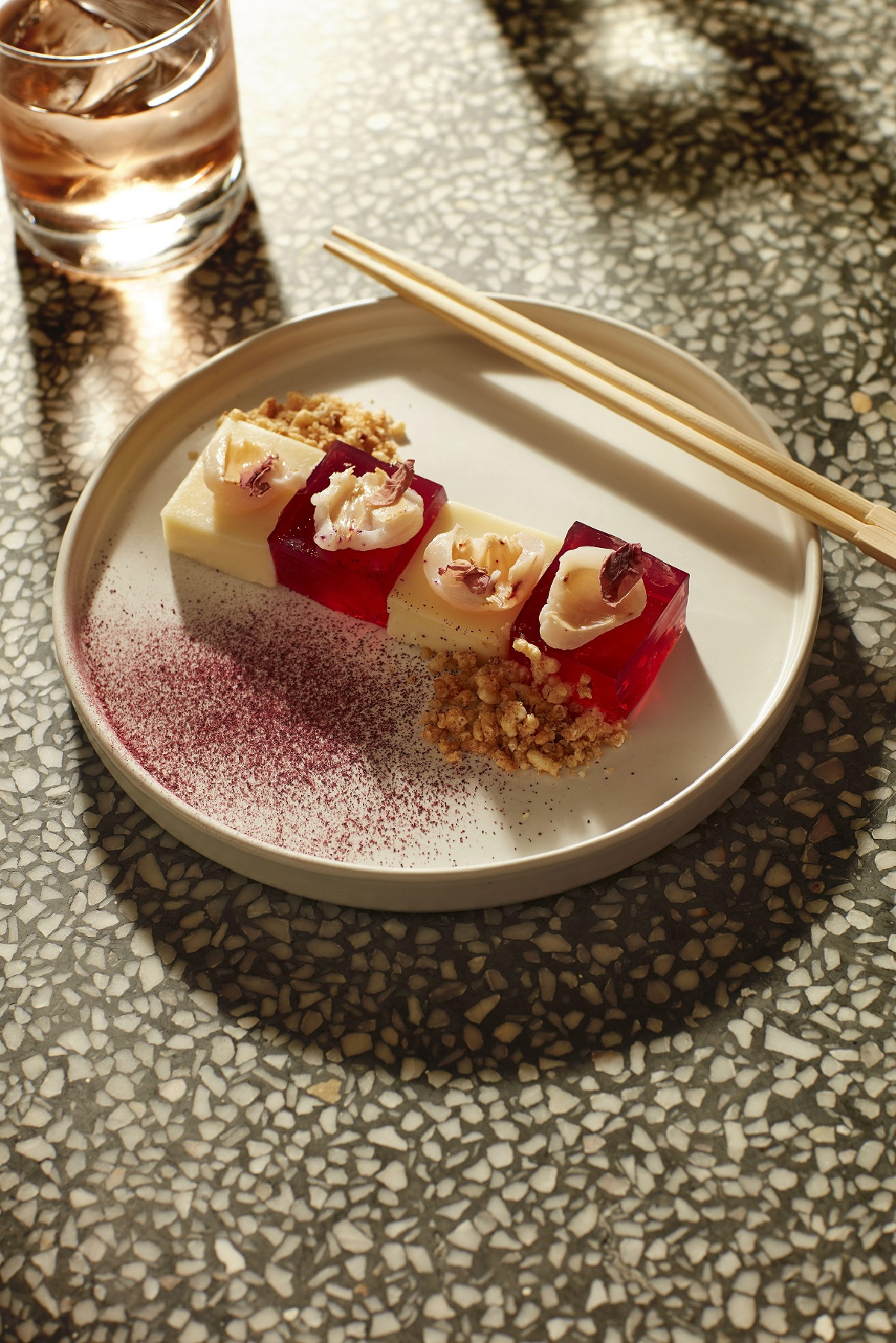 5 แบรนด์ไทย 5 เชฟดัง ร่วมสร้างเอกลักษณ์ใหม่ให้ร้านอาหารย่านเจริญกรุง