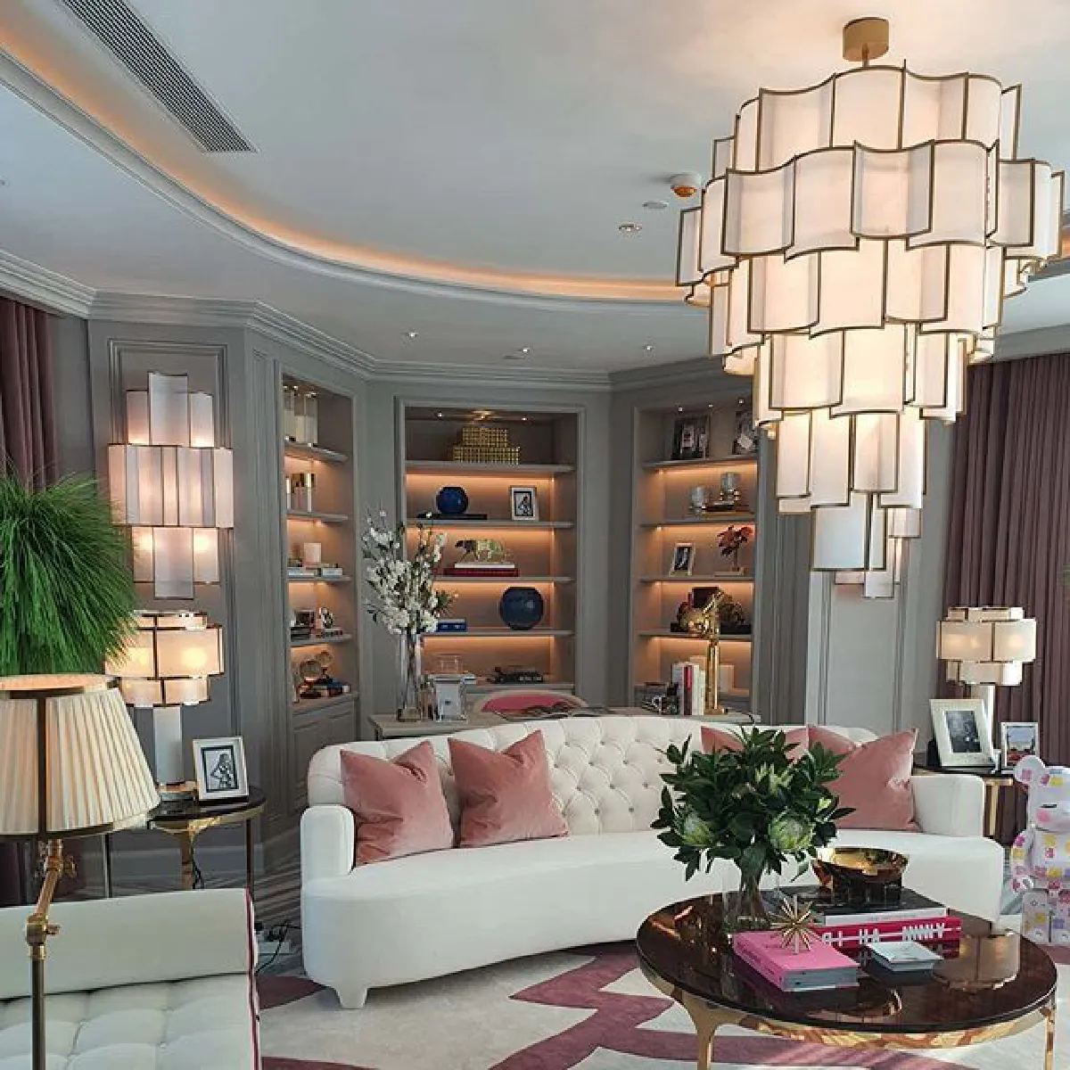 สวยอลังการน่าอยู่! ชมพู่ ดีใจมากได้ย้ายเข้าบ้านหลังใหม่แล้ว หลังรอมานานหลายปี