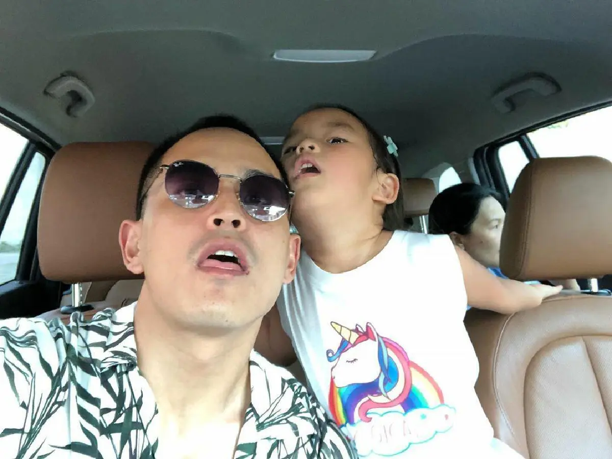 สงกรานต์ โพสต์คลิปน่าเอ็นดูขณะซ้อมเต้นให้ลูกสาว น้องปีใหม่ (คลิป)