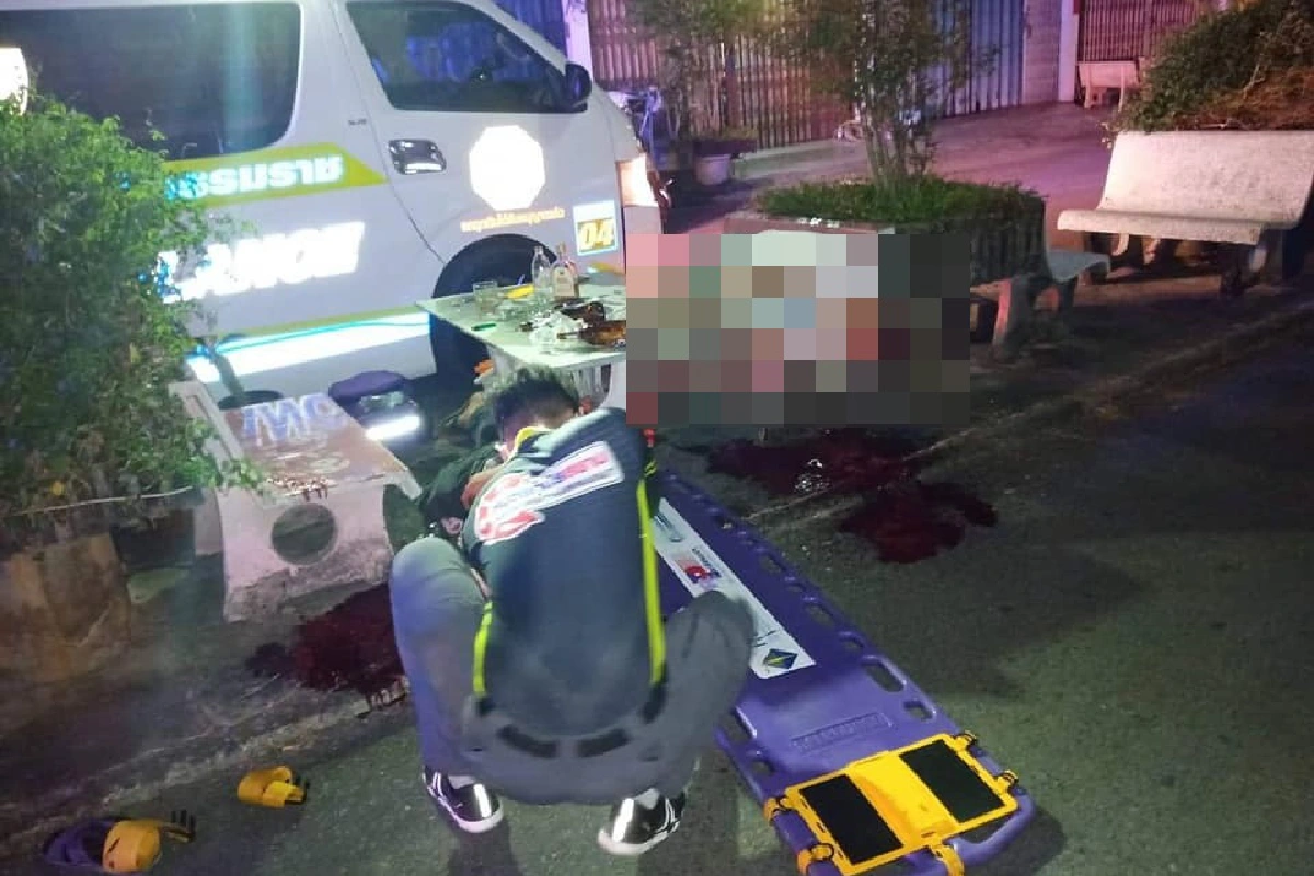 เพื่อนบ้านเมาเสียงดัง อดีตข้าราชการที่ดินทนรำคาญไม่ไหวชักปืนยิงตาย2ศพ