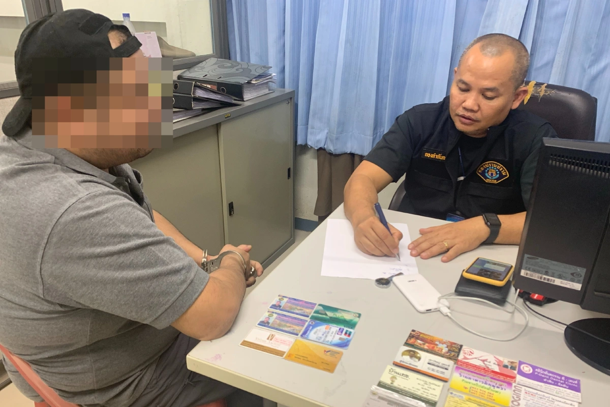 รวบ18มงกุฎอ้างเป็นดีเอสไอ สนิทตำรวจใหญ่ ตุ๋นเหยื่อนับล้าน