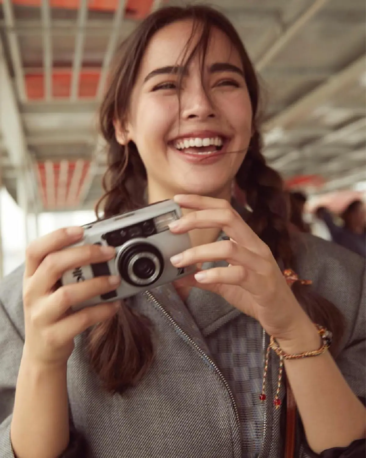 ญาญ่า อุรัสยา อวดรอยยิ้มสดใส ณเดชน์ รีบมาคอมเมนต์ชมหวานใจทันที