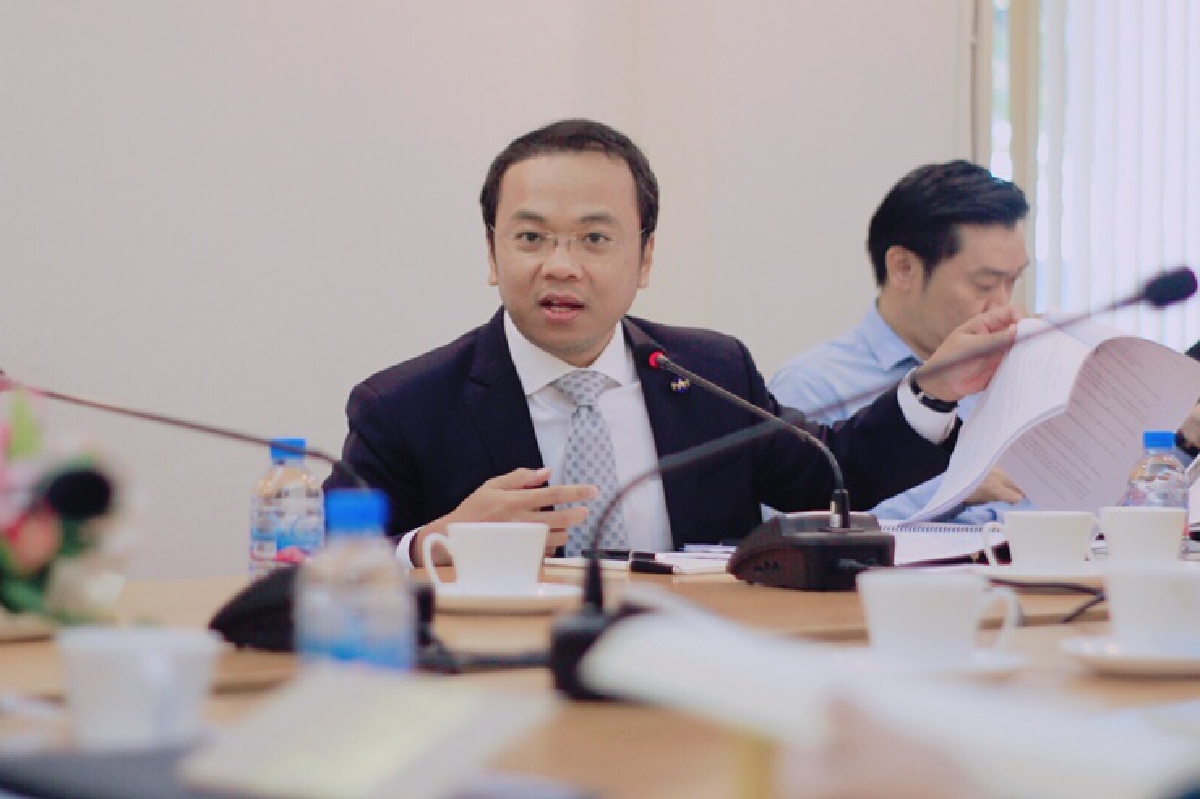 ปชป. เตือนทุกฝ่าย เดินตามคำวินิจฉัย ศาล รธน. ปชป. เตือนทุกฝ่าย เดินตามคำวินิจฉัย ศาล รธน.