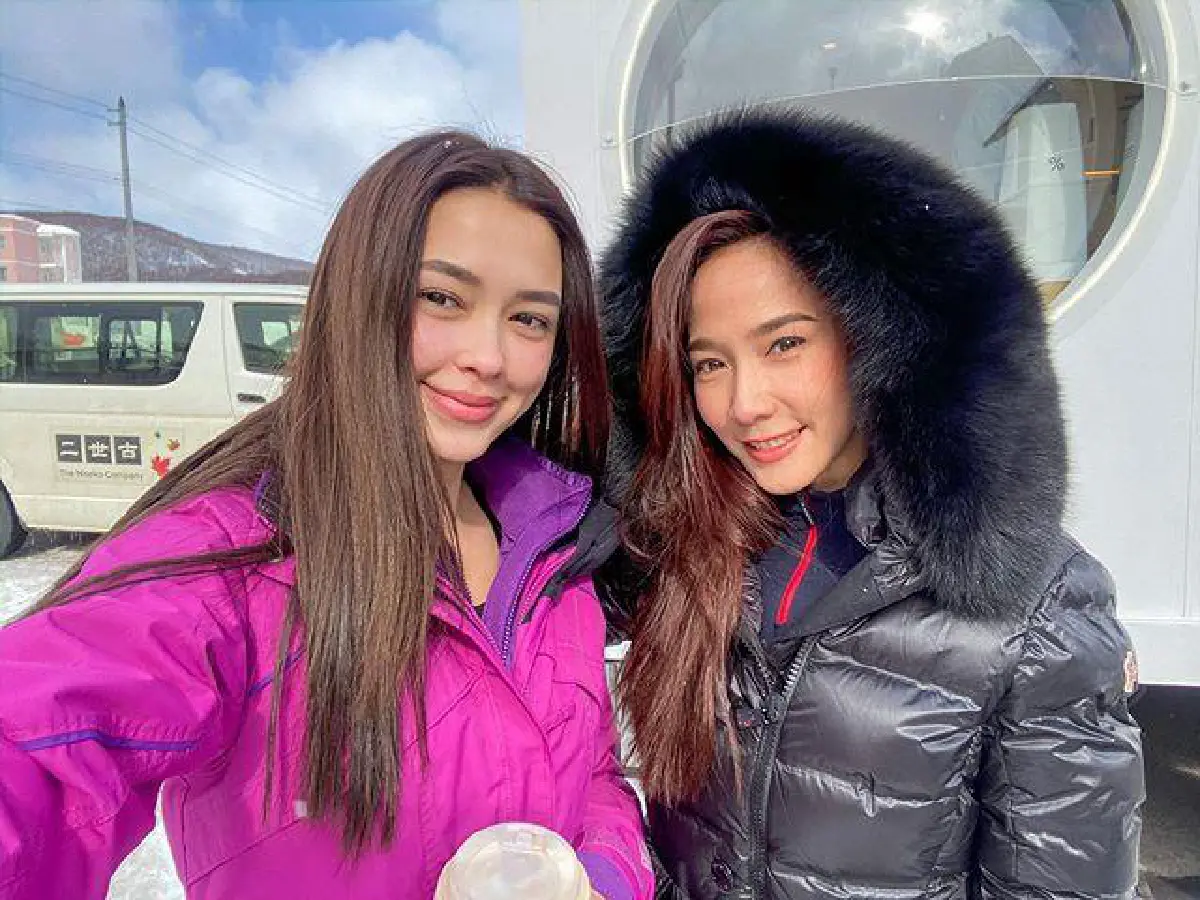 ”แพทริเซีย" ออกอาการเขินหนัก บังเอิญเจอ "อั้ม พัชราภา" ที่ญี่ปุ่น