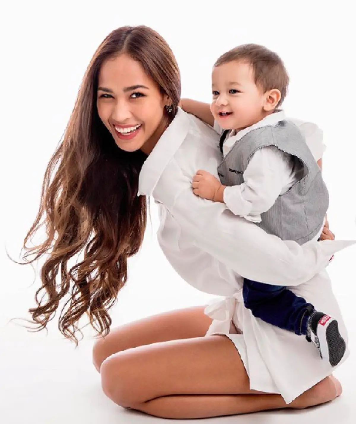 “เมญ่า นนธวรรณ” อวดความเซ็กซี่ในชุดบิกินี่ เป็นคุณแม่ลูกหนึ่งที่เผ็ดสุดๆ