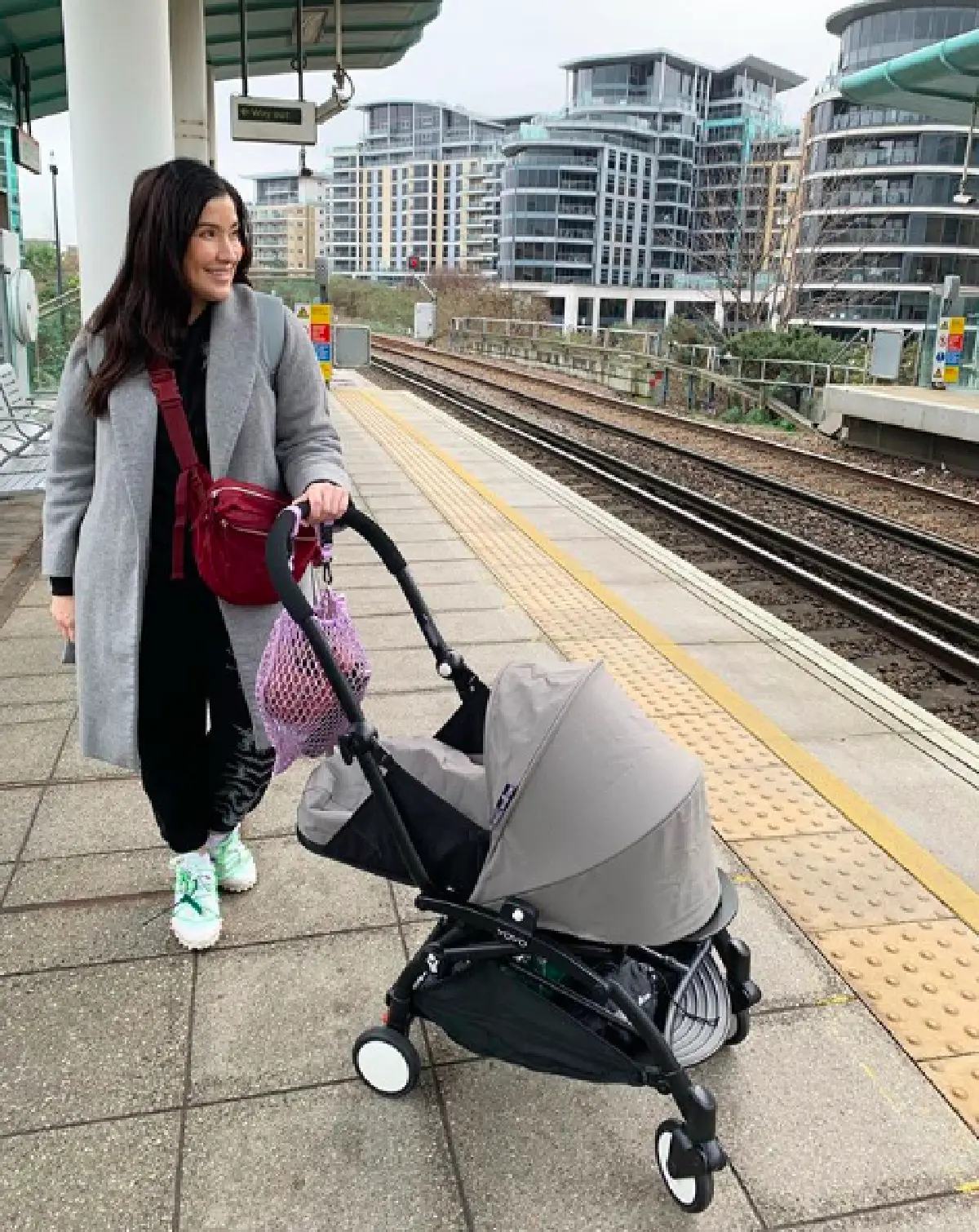 “แองจี้ เฮสติ้งส์” เผยโฉมลูกชาย “น้องฮานิ“ ให้ชมแบบชัดๆ จิ้มลิ้มน่ารักมากๆ 