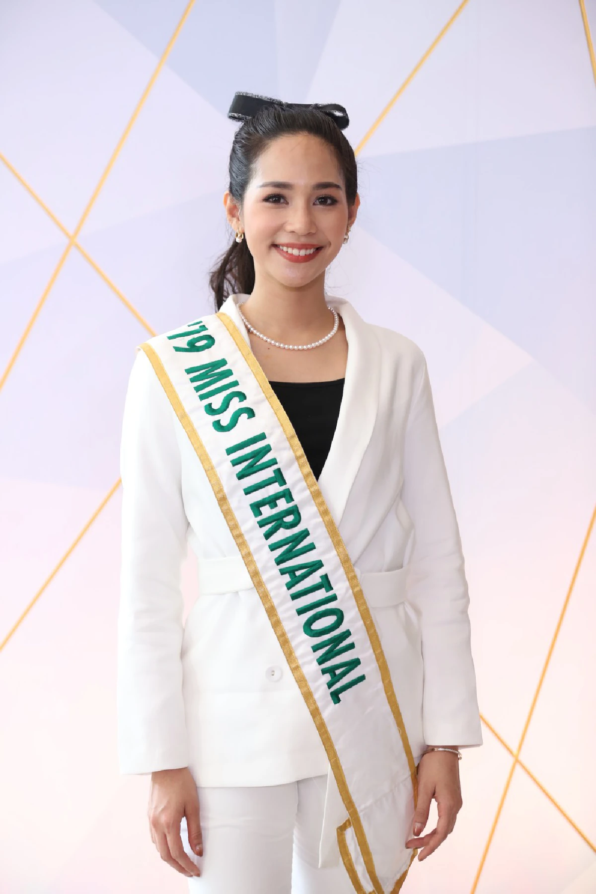 เครื่องเงินไทยใครว่าเชย ส่องความเก๋ของเครื่องเงินไทยที่มัดใจคนทั่วโลก