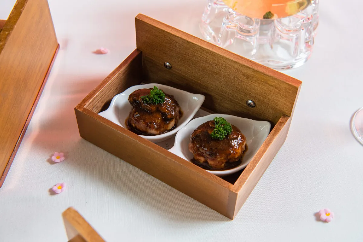 Sakura Spring Afternoon Tea จากแรงบันดาลใจในช่วงฤดูกาลดอกซากุระ