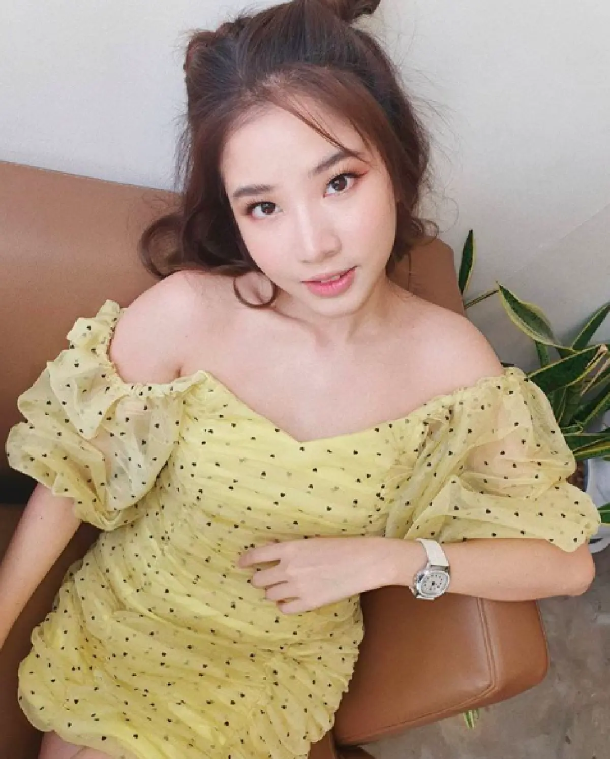 ภาพแรกก็แซ่บแล้ว ”ฝน ฮอร์โมน" ควงหวานใจ “กี้ สราวุธ” เช็คอินมัลดีฟส์ 