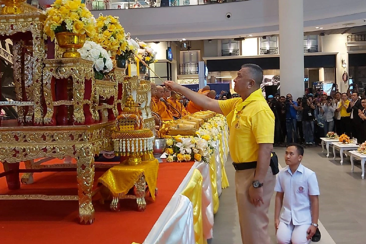 ทำบุญเปิดห้างเทอร์มินอล21โคราชนิมนต์พระสงฆ์ 219 รูปสวดนพเคราะห์