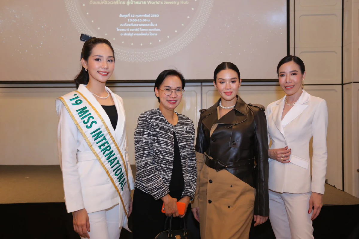 เครื่องเงินไทยใครว่าเชย ส่องความเก๋ของเครื่องเงินไทยที่มัดใจคนทั่วโลก