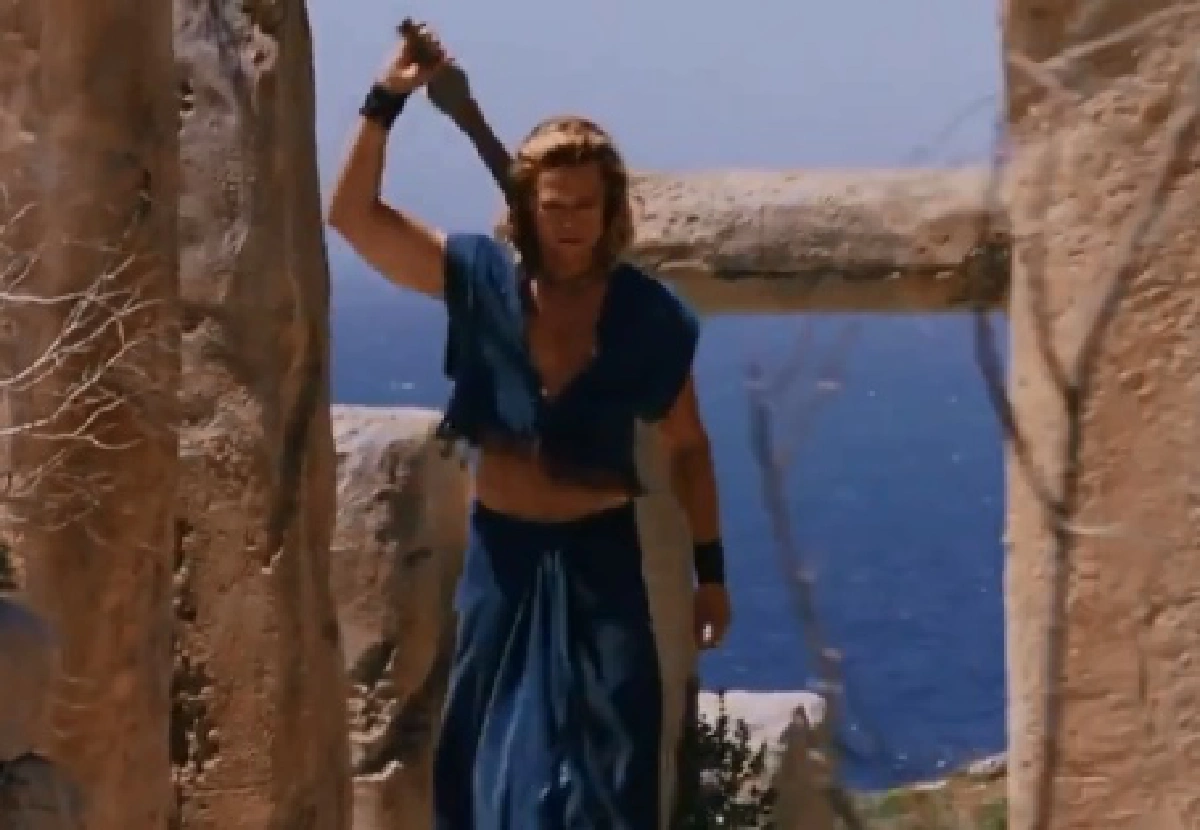 แบรด พิตต์ ยังใส่ "ป้าจิ๋ว" สาวสกลผู้ปลุกชีพ 'ผ้าย้อมคราม' ไทยจนดังไประดับโลก