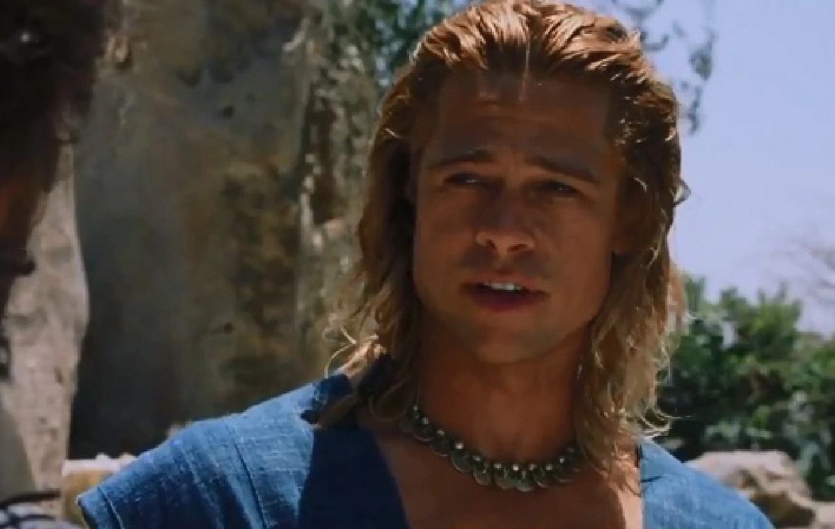 แบรด พิตต์ ยังใส่ "ป้าจิ๋ว" สาวสกลผู้ปลุกชีพ 'ผ้าย้อมคราม' ไทยจนดังไประดับโลก