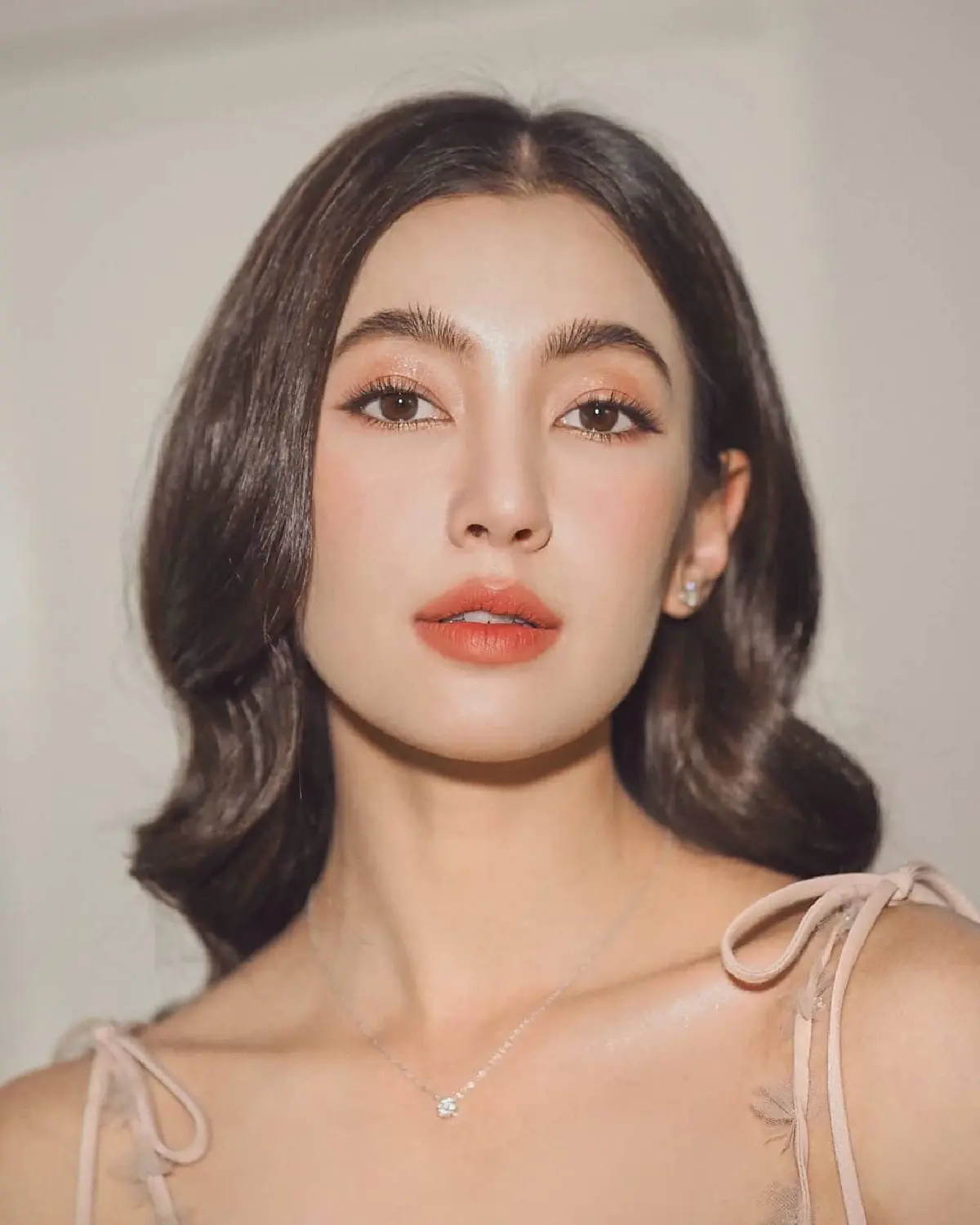 เวียร์ ดีใจสุด! เบลล่า ส่งลูกโป่งเซอร์ไพรส์หวานวันวาเลนไทน์ 