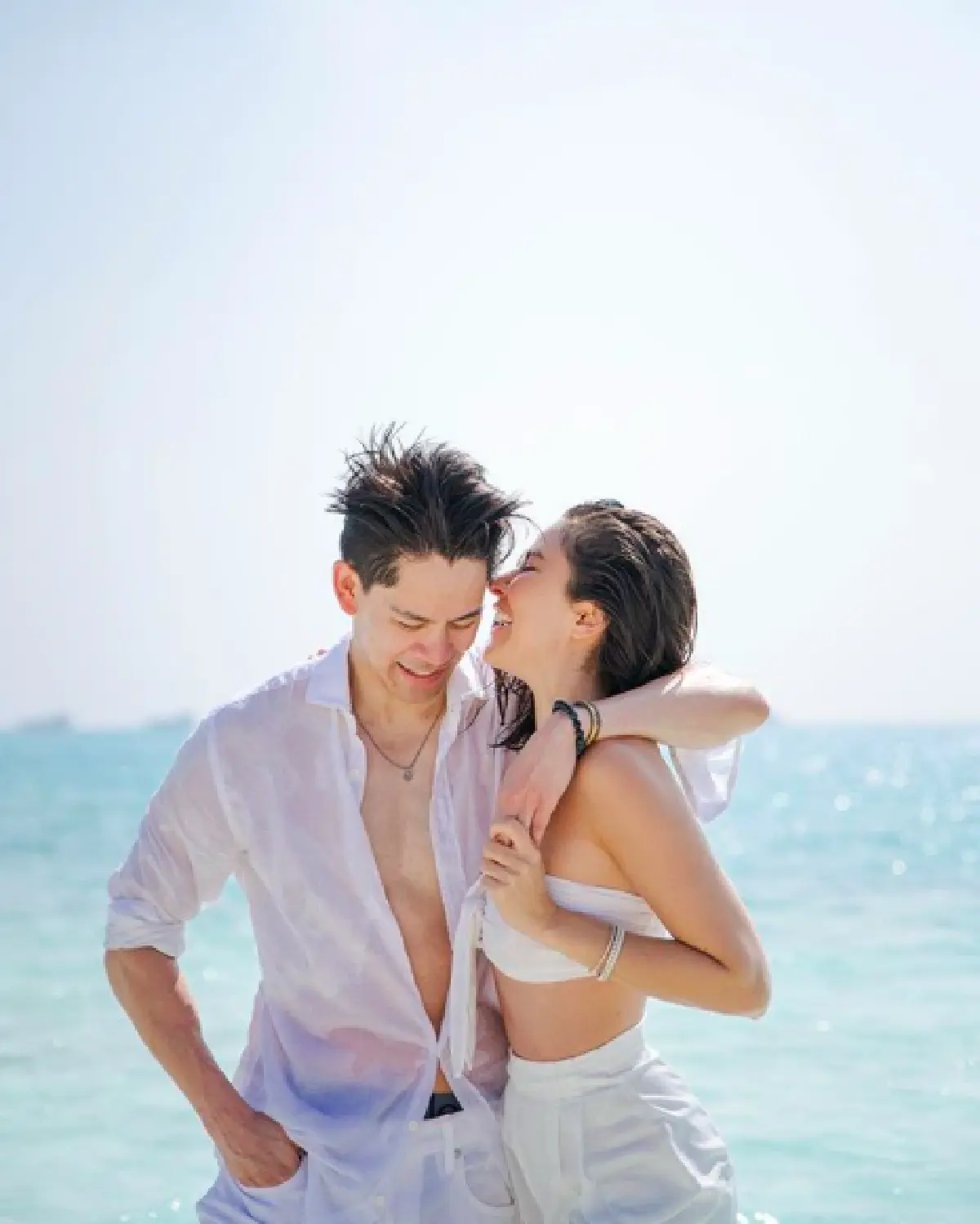 “ริต้า ศรีริต้า” ในชุดฟูฟ่องอลังการแวะซื้อข้าวข้างทาง พร้อมขอโทษคุณสามี 