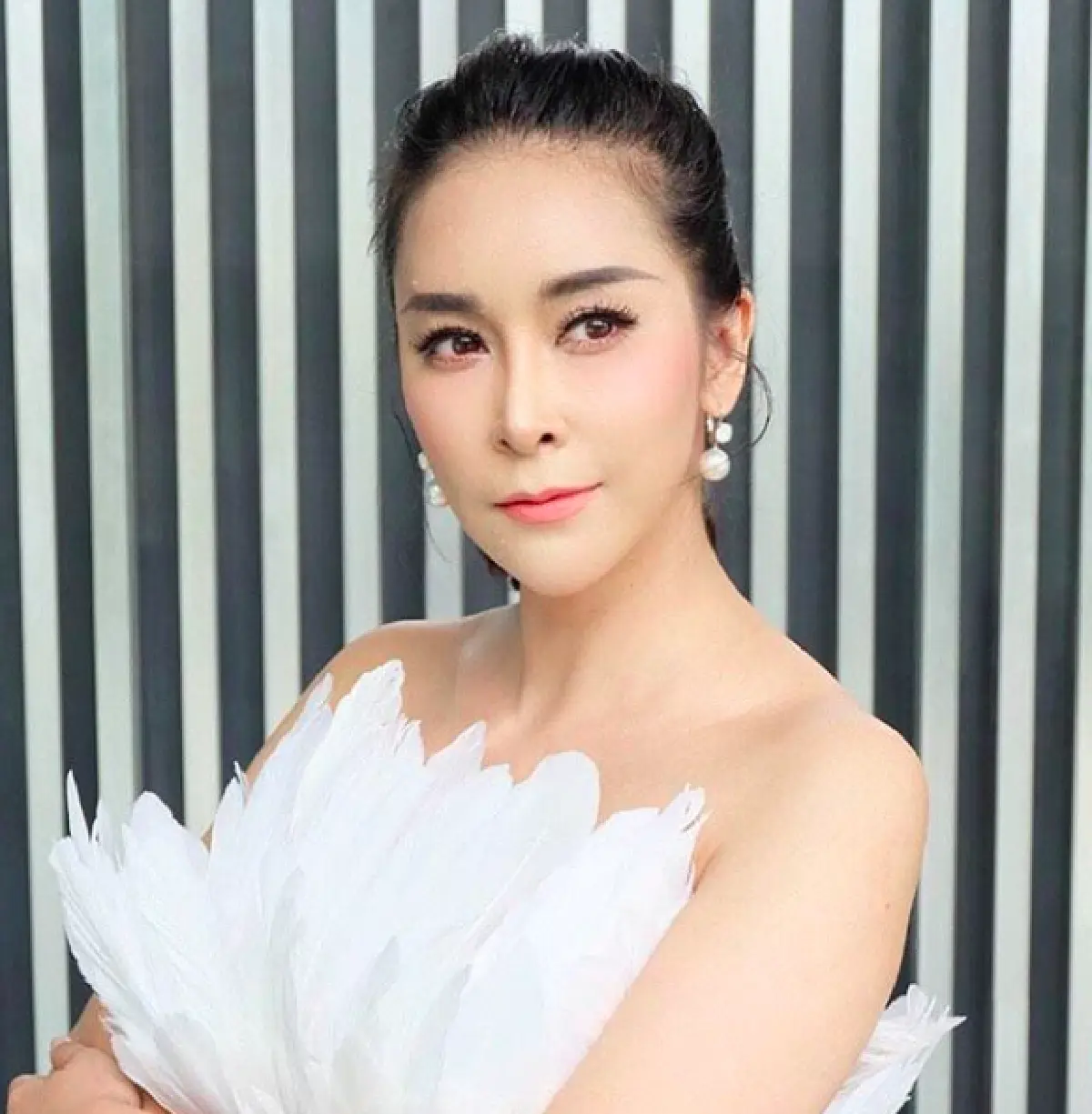 “ใหม่ สุคนธวา” เข้าแจ้งความ หลังถูกตัดต่อภาพก่อให้เกิดความเสียหาย 