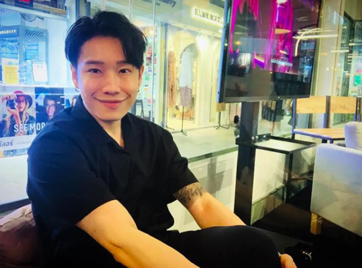 รักนี้ไม่ได้ไปต่อ!? “ใบเฟิร์น-เจโม่” เคลื่อนไหวอีกครั้งพากันลบรูปคู่ทิ้ง