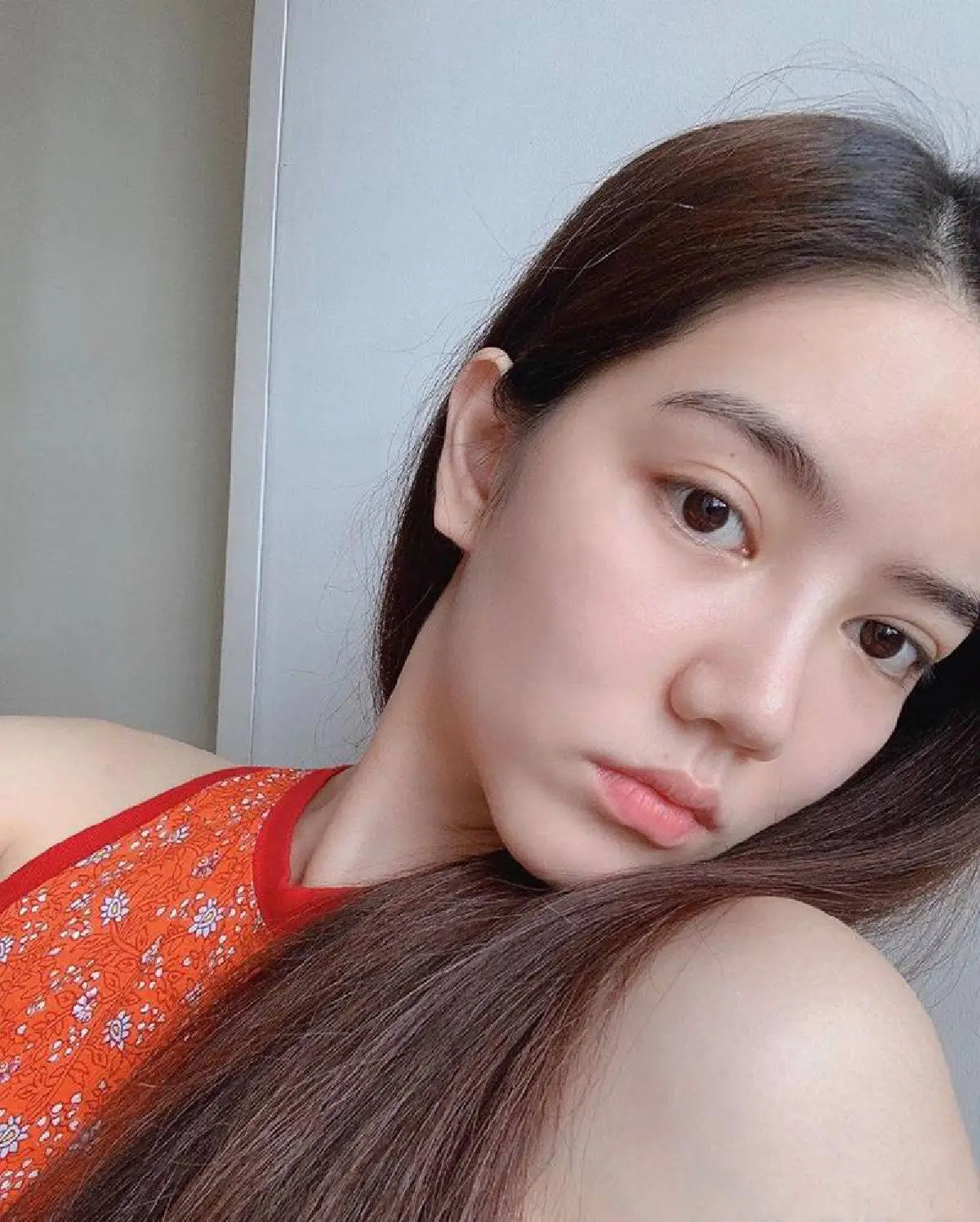 “ริชชี่ อรเณศ” แจกความสดใส! เผยผิวหน้าสุขภาพดีแบบโนเมคอัพ