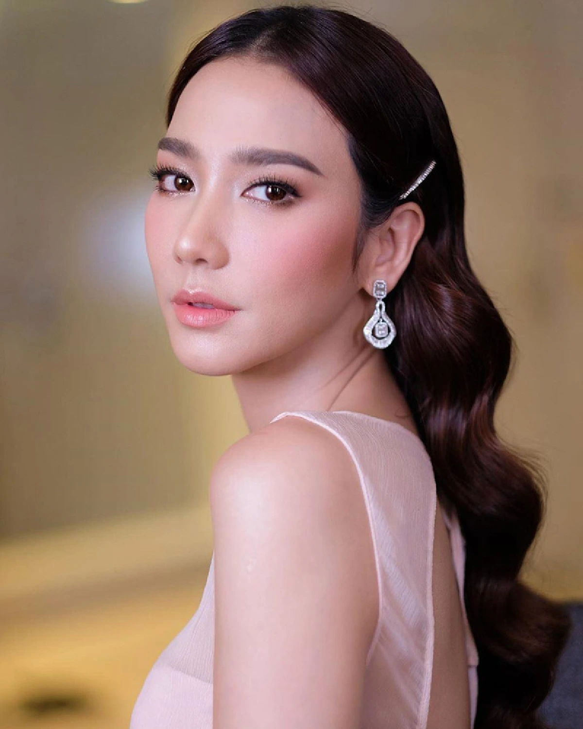 “บุ๋ม ปนัดดา” ถาม “อั้ม พัชราภา” แบบชัดๆ เมื่อไรจะถึงคิวแต่งงาน