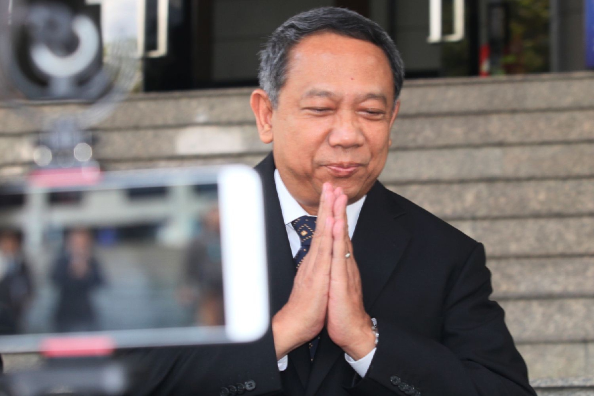 ศาลอุทธรณ์ยืนยกฟ้อง "ธาริต-สื่อ" ไม่ผิดคดีหมิ่น"สุเทพ" ศาลอุทธรณ์ยืนยกฟ้อง "ธาริต-สื่อ" ไม่ผิดคดีหมิ่น"สุเทพ"