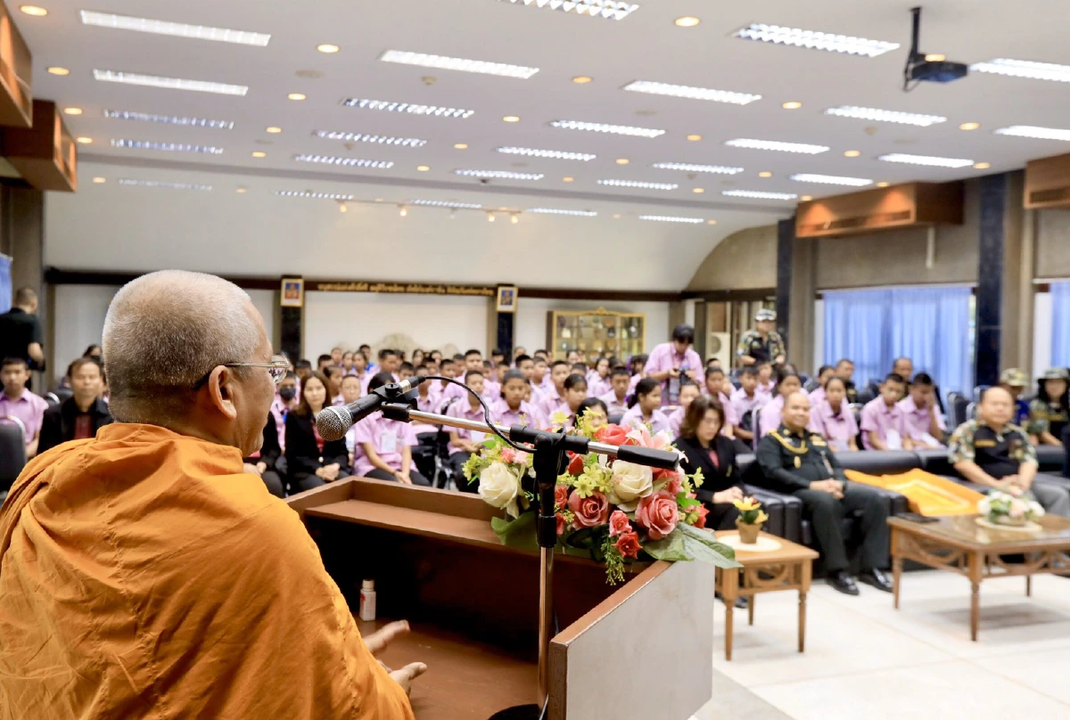 เปิดแคมป์ “คบเด็กสร้างชาติ” ปลูกฝังเยาวชนรักชาติภูมิใจในความเป็นชาติไทย