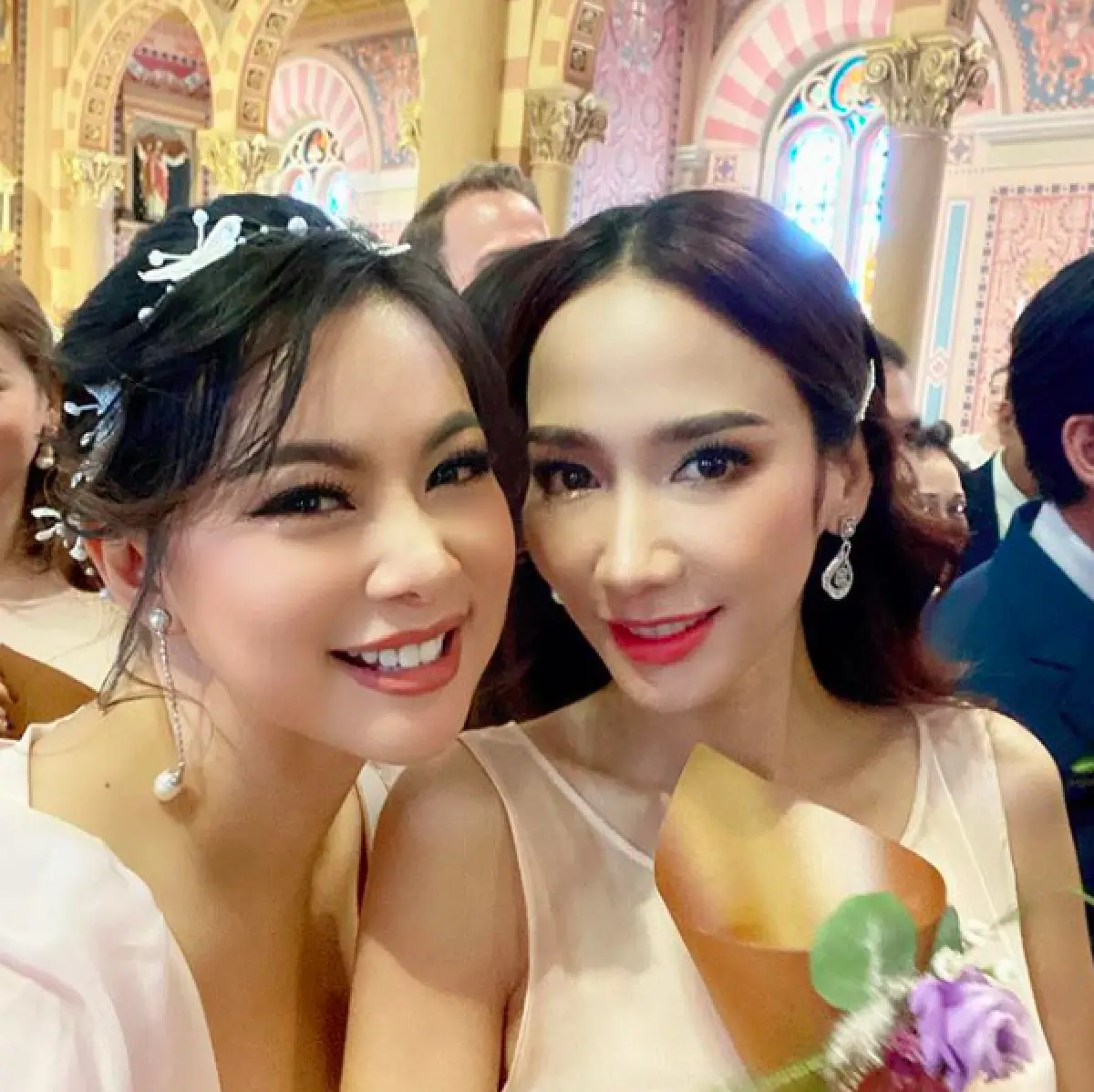 “บุ๋ม ปนัดดา” ถาม “อั้ม พัชราภา” แบบชัดๆ เมื่อไรจะถึงคิวแต่งงาน