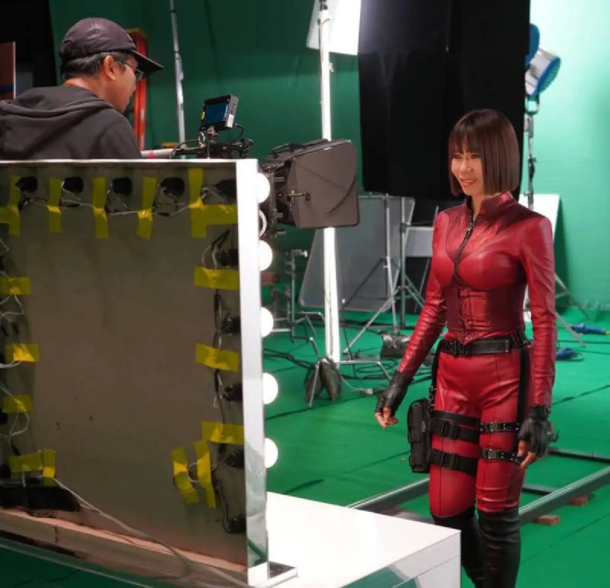 สุดปัง! จินตหรา พูนลาภ ในลุคสายลับสุดแซ่บ มาพร้อมรหัสยืนยันตัวห้ามพูดใส่ทำนอง