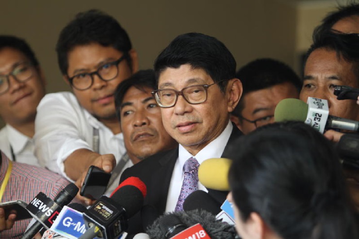 "วิษณุ" นำร่าง พ.ร.บ.งบ 63 ขึ้นทูลเกล้าฯ 23 ก.พ. "วิษณุ" นำร่าง พ.ร.บ.งบ 63 ขึ้นทูลเกล้าฯ 23 ก.พ.