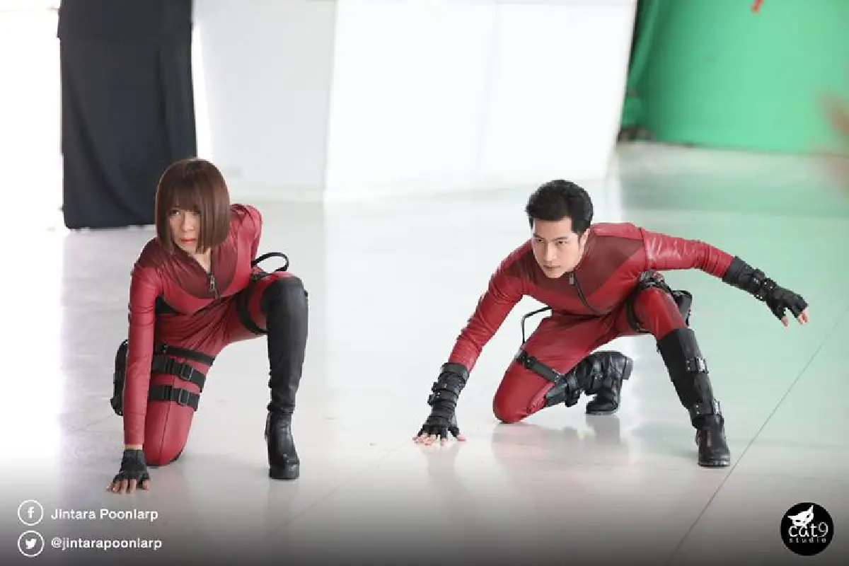 สุดปัง! จินตหรา พูนลาภ ในลุคสายลับสุดแซ่บ มาพร้อมรหัสยืนยันตัวห้ามพูดใส่ทำนอง