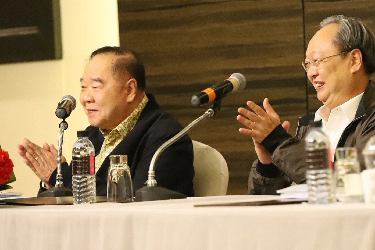 ประมวลภาพรัฐบาลซ้อมรับมือซักฟอกมั่นใจเอาอยู่!