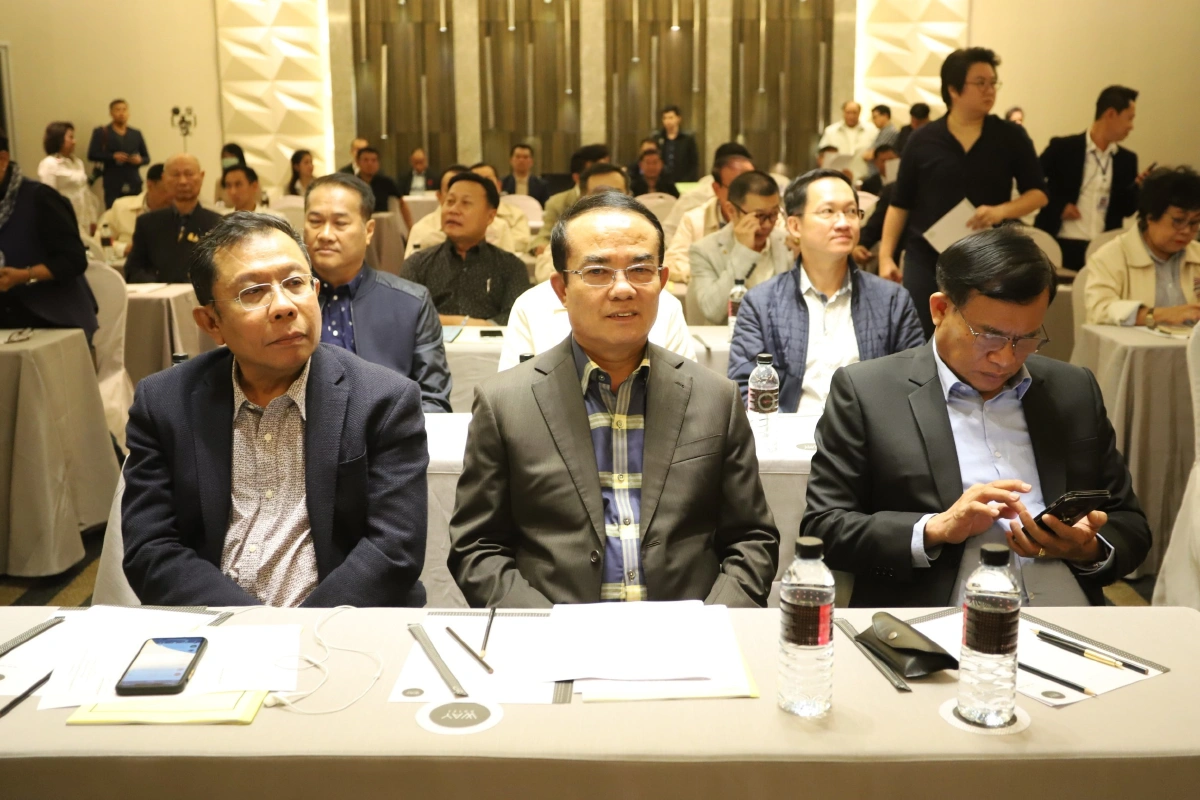 ประมวลภาพรัฐบาลซ้อมรับมือซักฟอกมั่นใจเอาอยู่!