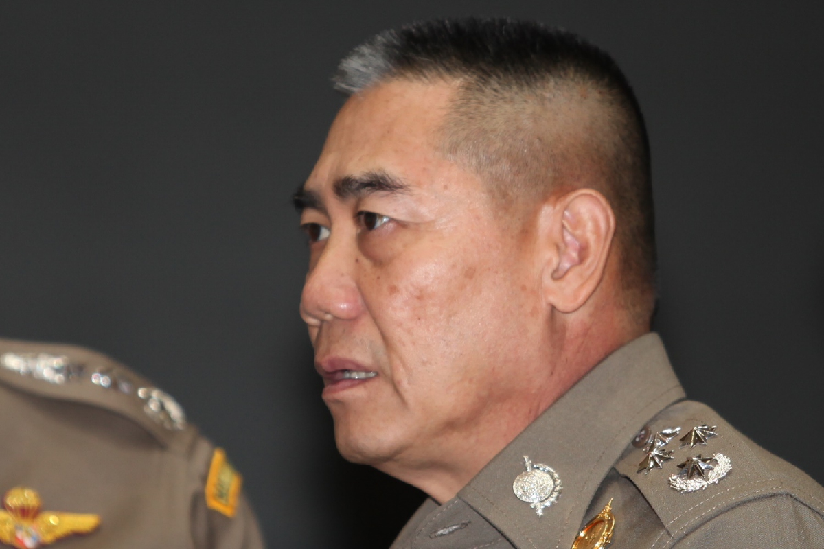 ผบ.ตร.สั่งทุกหน่วยช่วยดับไฟป่าไหม้ใกล้โรงเรียนนายร้อยจปร. ผบ.ตร.สั่งทุกหน่วยช่วยดับไฟป่าไหม้ใกล้โรงเรียนนายร้อยจปร.