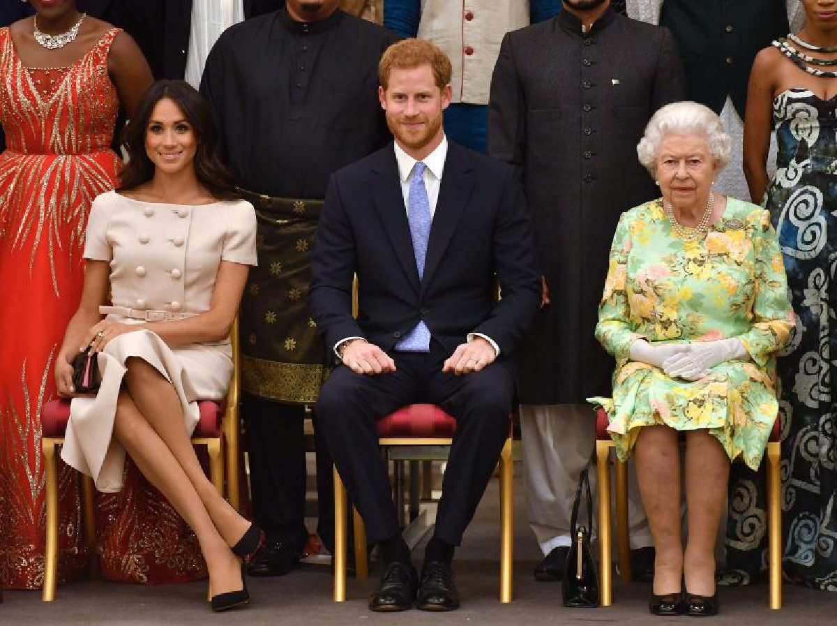 "แฮร์รี-เมแกน" จำใจยอมไม่ใช้ตรา "Sussex Royal" "แฮร์รี-เมแกน" จำใจยอมไม่ใช้ตรา "Sussex Royal"