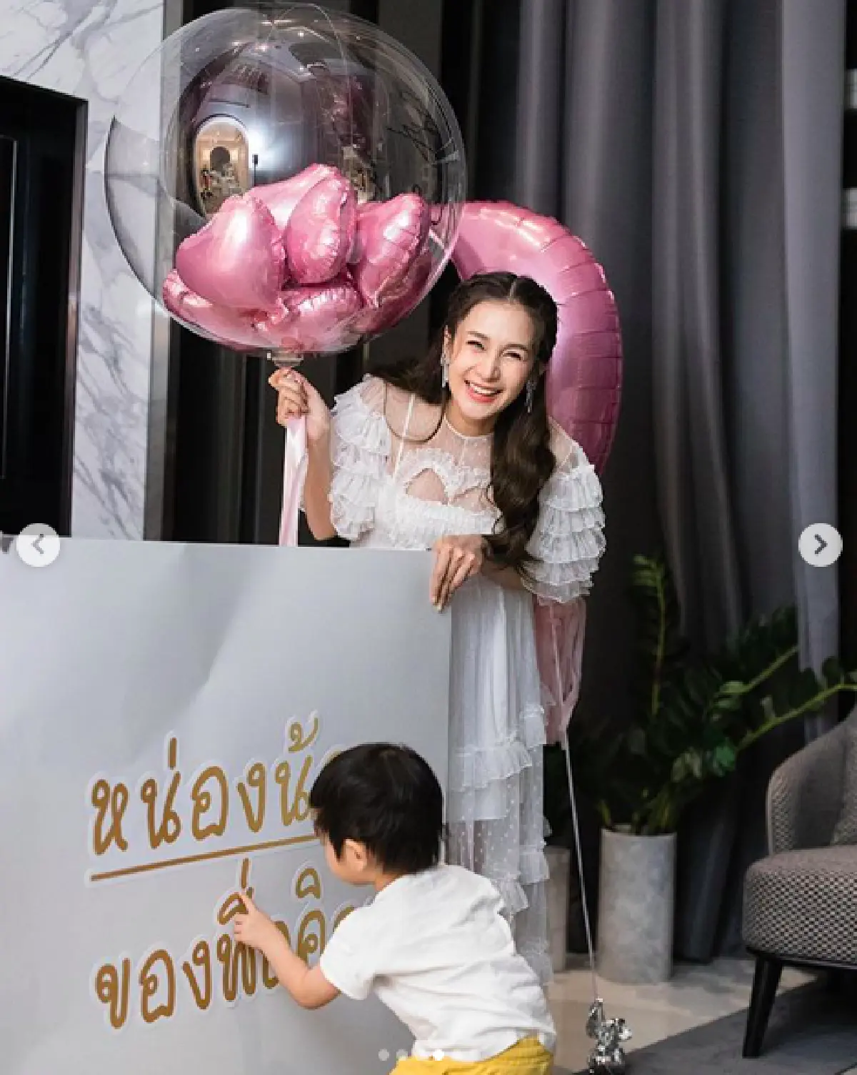 “เนย โชติกา” เผยเพศลูกคนที่สองแล้ว คนแห่ร่วมยินดีพรึ่บ