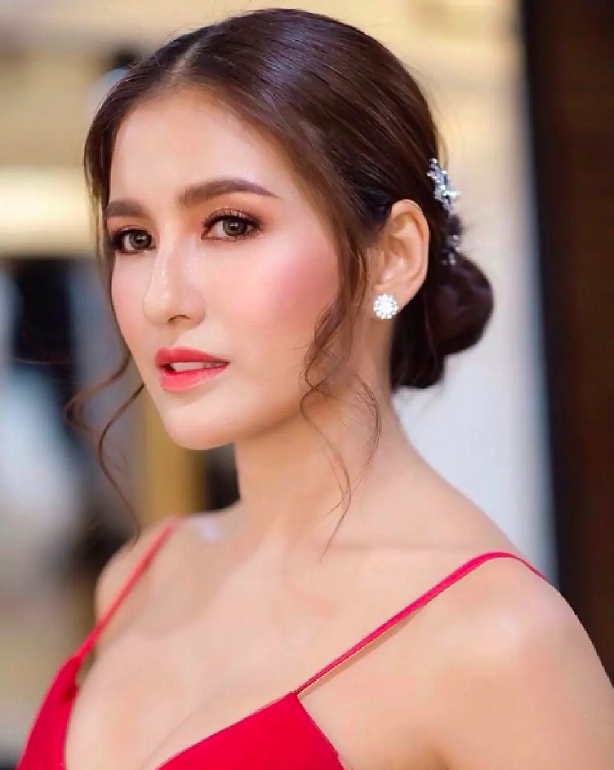 “นก อุษณีย์” โชว์โยคะฟลายท่ายาก สวยเป๊ะอย่างกับกายกรรม