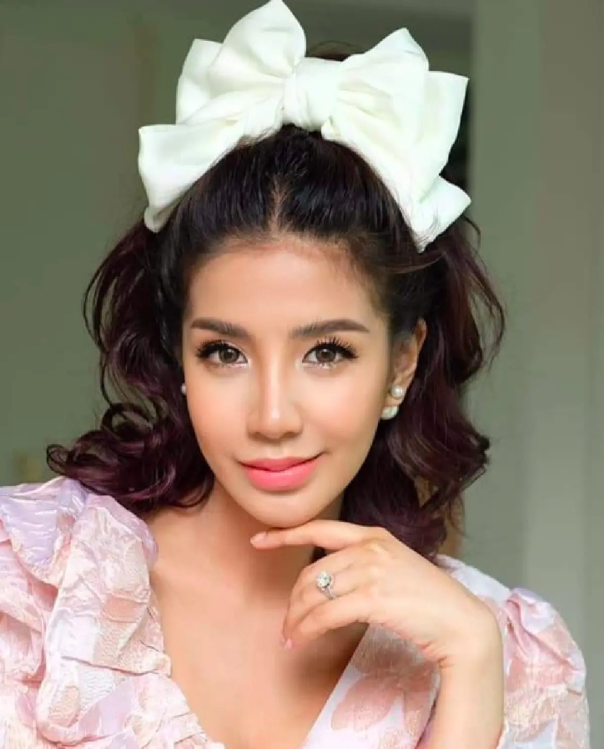 สวยปังมากแม่! “ใบเตย อาร์สยาม” นุ่งทูพีซอวดท้องน้อย ยังดูดีไม่เปลี่ยน 